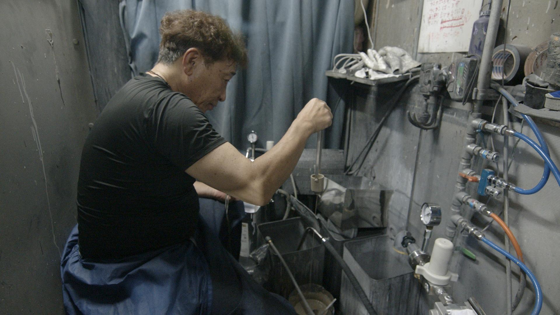 焼付け塗装（溶剤塗装・粉体塗装）